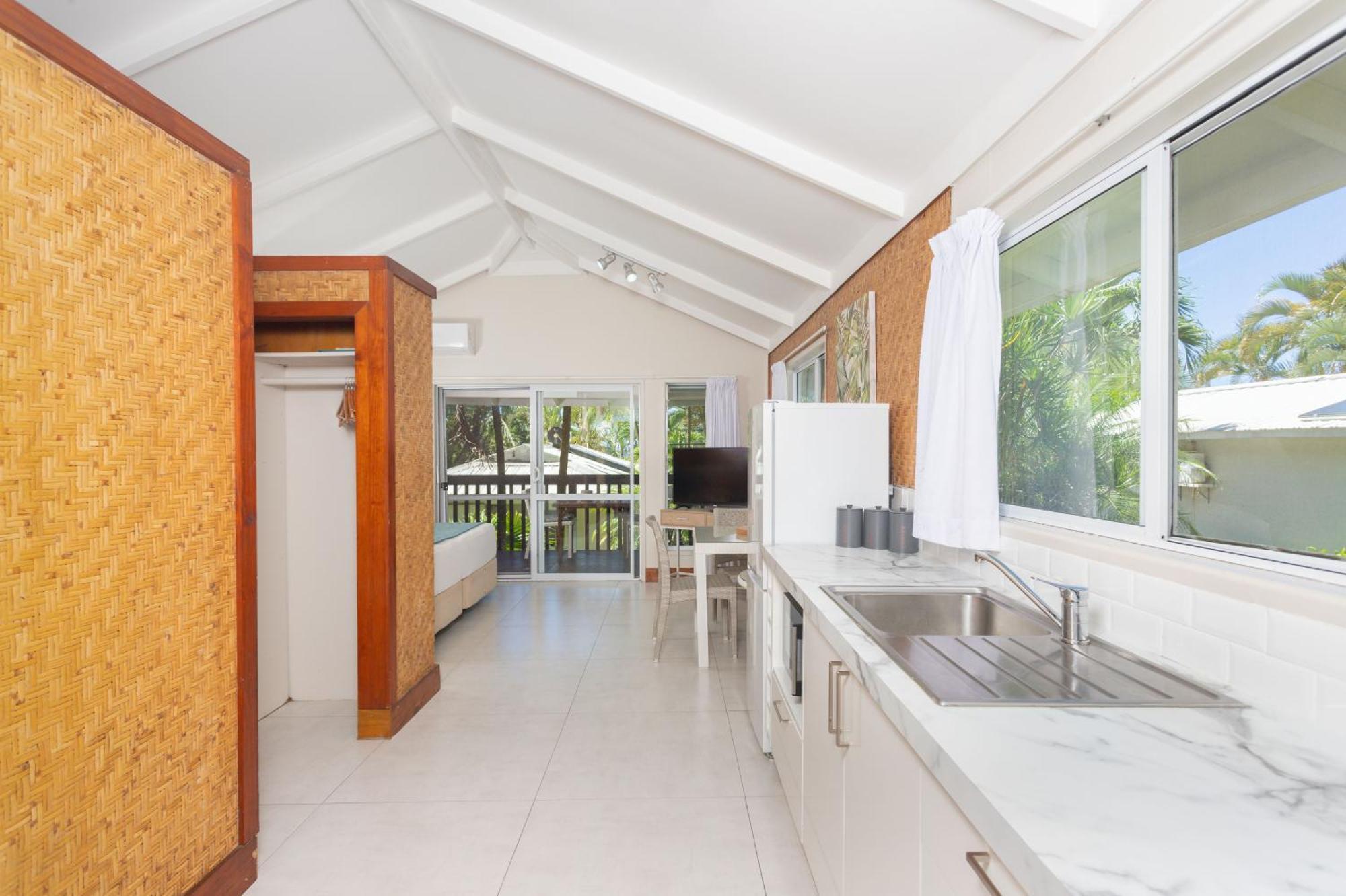 Muri Lagoon View Bungalows - Hillside Bungalow Rarotonga Exterior photo