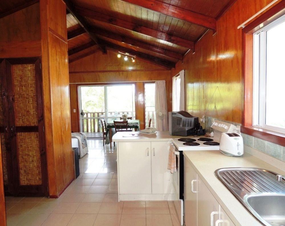 Muri Lagoon View Bungalows - Hillside Bungalow Rarotonga Exterior photo